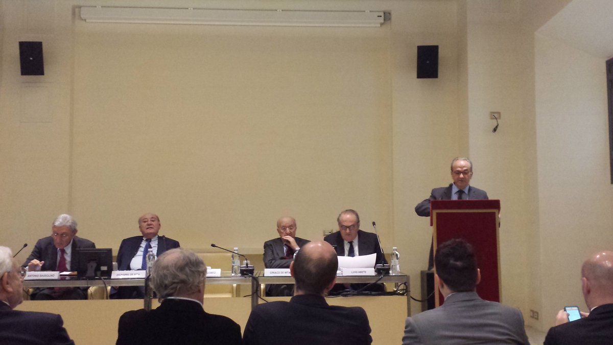 vdbfedersolid's tweet photo. Ricorrono 30 anni dalla nascita delle legge 44/86. Imprenditorialità giovanile x il Mezzogiorno https://t.co/gIHQeD8Zib