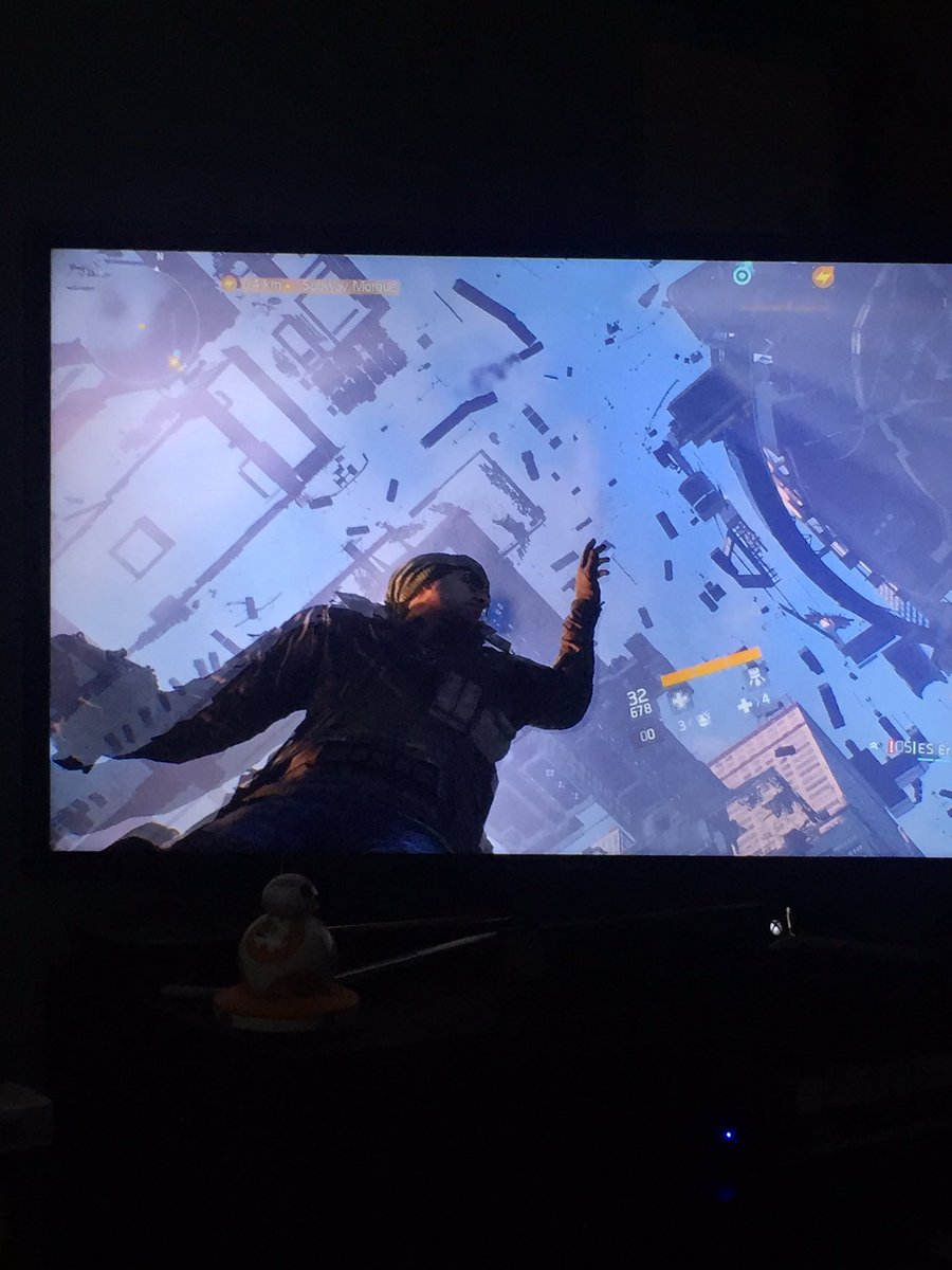FirmOGC's tweet photo. @Ubisoft legit can't progress past the Maddison garden mission at level 5 without falling through the map 😂 https://t.co/2Azn5Fs5Vo