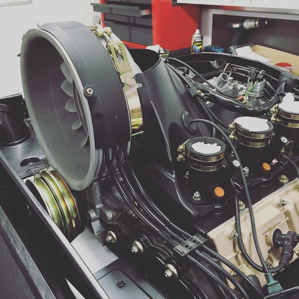 RPMTechnik's tweet photo. 964 RS NGT engine being built by our in-house engine shop #Porsche #porschebuild #rs #rennsport #rpmtechnik https://t.co/9MMuPLnoIM