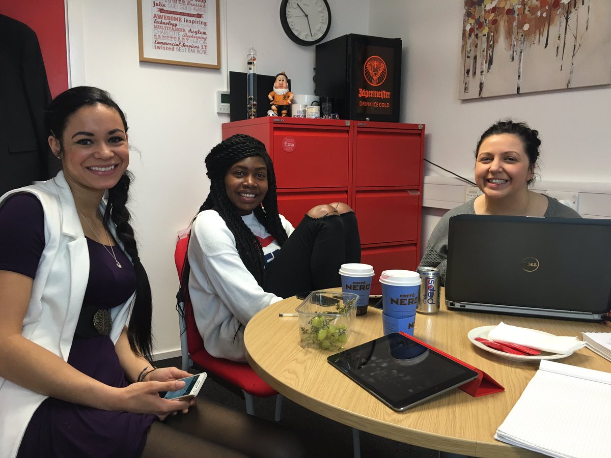scottiem3's tweet photo. Strategising with @ULSU_PRES @ulsu_academic @ULSU_Activities and @JamesBrooks78 #lovestrategy #loveyourSU #nextsteps https://t.co/k364tBlfiI