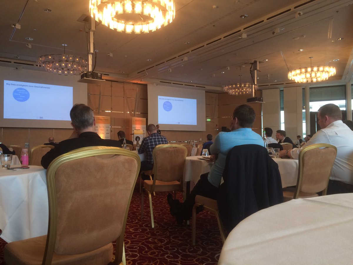 planungsguru's tweet photo. BI Mega Trends der BARC. Quo vadis? Auf jeden Fall als Berater immer wieder interessant #chbia https://t.co/BM31v2MDGi