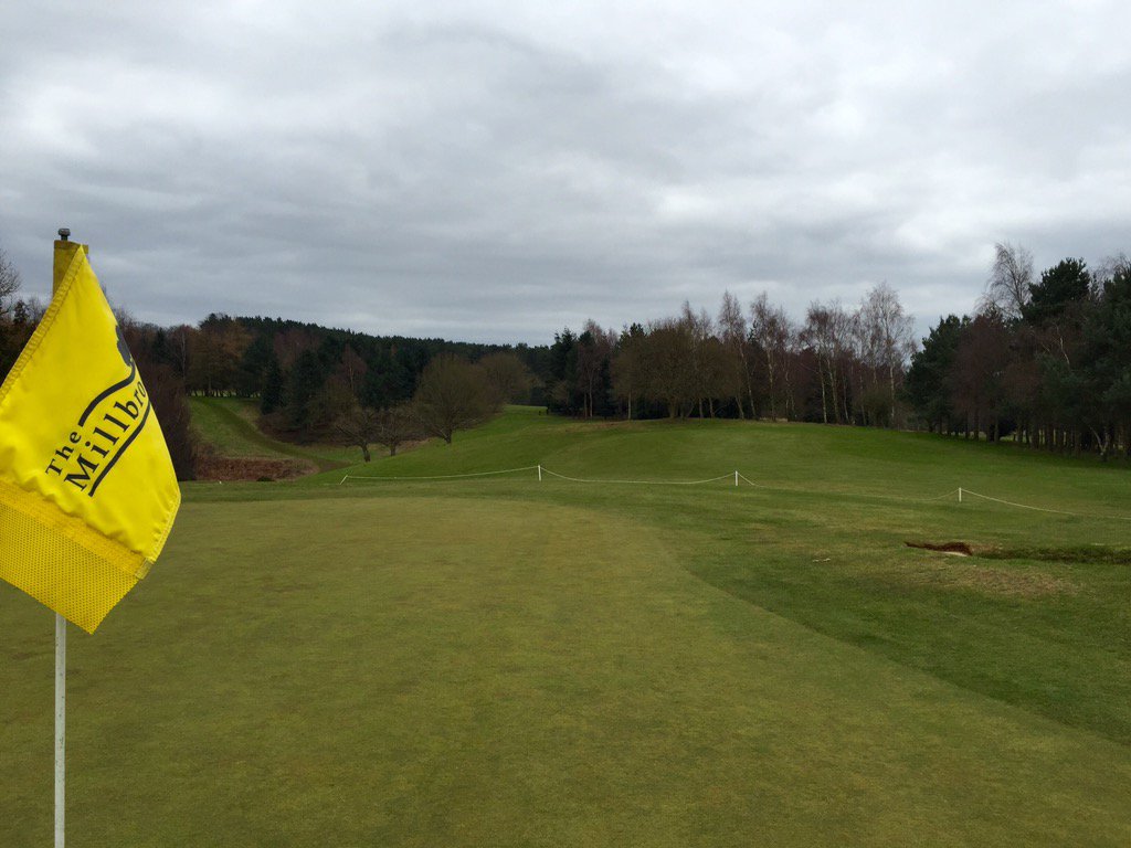 themillbrookgc's tweet photo. A little gloomy this morning but course dry and playing nicely. 📞01525840252 to book. #golf #bedford #bedfordshire https://t.co/Ec5AdteY84