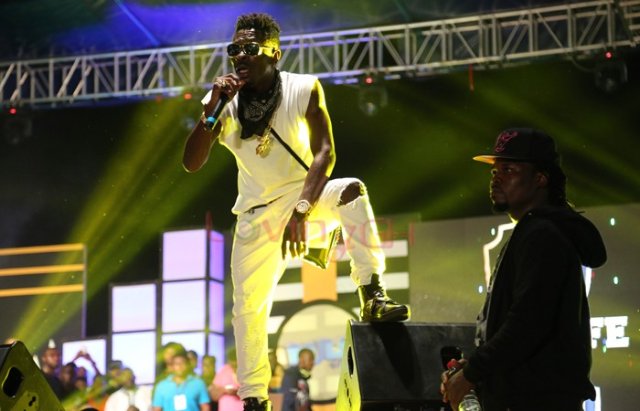 Hitz1039FM's tweet photo. Videos: All the performances from #PulseTurnUp concert | https://t.co/GJsy9j9OQf #HITZNEWS https://t.co/skJfz4z9s4