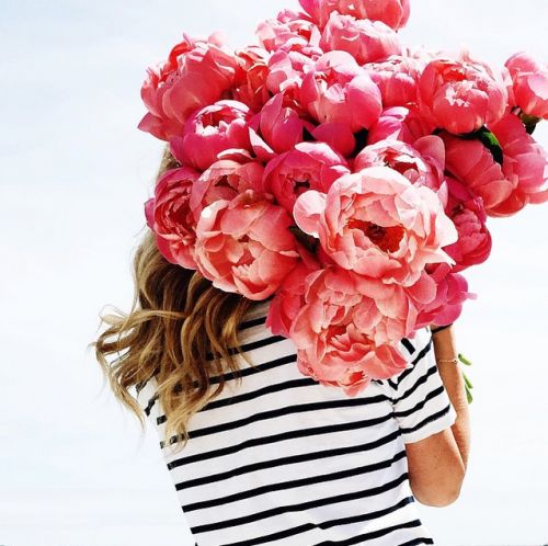 ElleDecorTR's tweet photo. 8 Mart Dünya Kadınlar Günü'müz kutlu olsun! #elledecorationtürkiye https://t.co/DwZPEedpGz