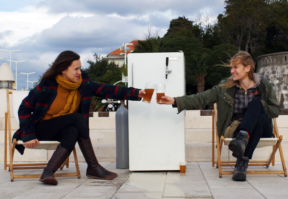 Živeo 8. mart, borbeni Dan žena! A sad pomozimo prvoj ženskoj pivari u regionu <a href="/BrlogBrewery/">Brlog brewery coop</a>
svetpiva.rs/pomozimo-prvoj…