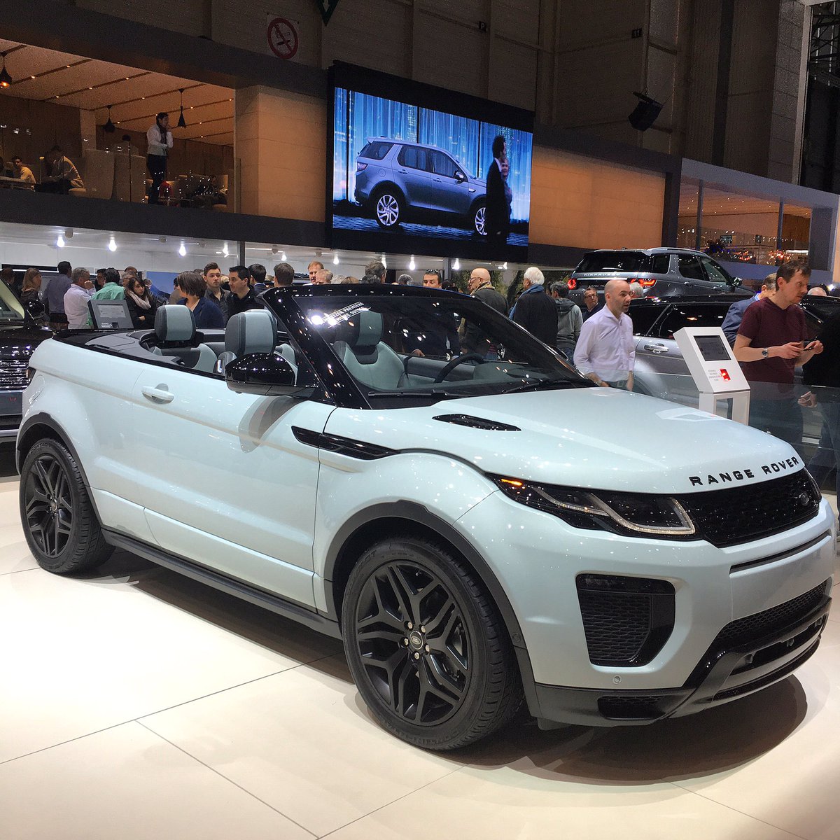 optimacars's tweet photo. #RangeRover #Evoque convertible ... Nailed on winner 👌🏼 #GenevaMotorShow #optimacars https://t.co/t88G02ifCd