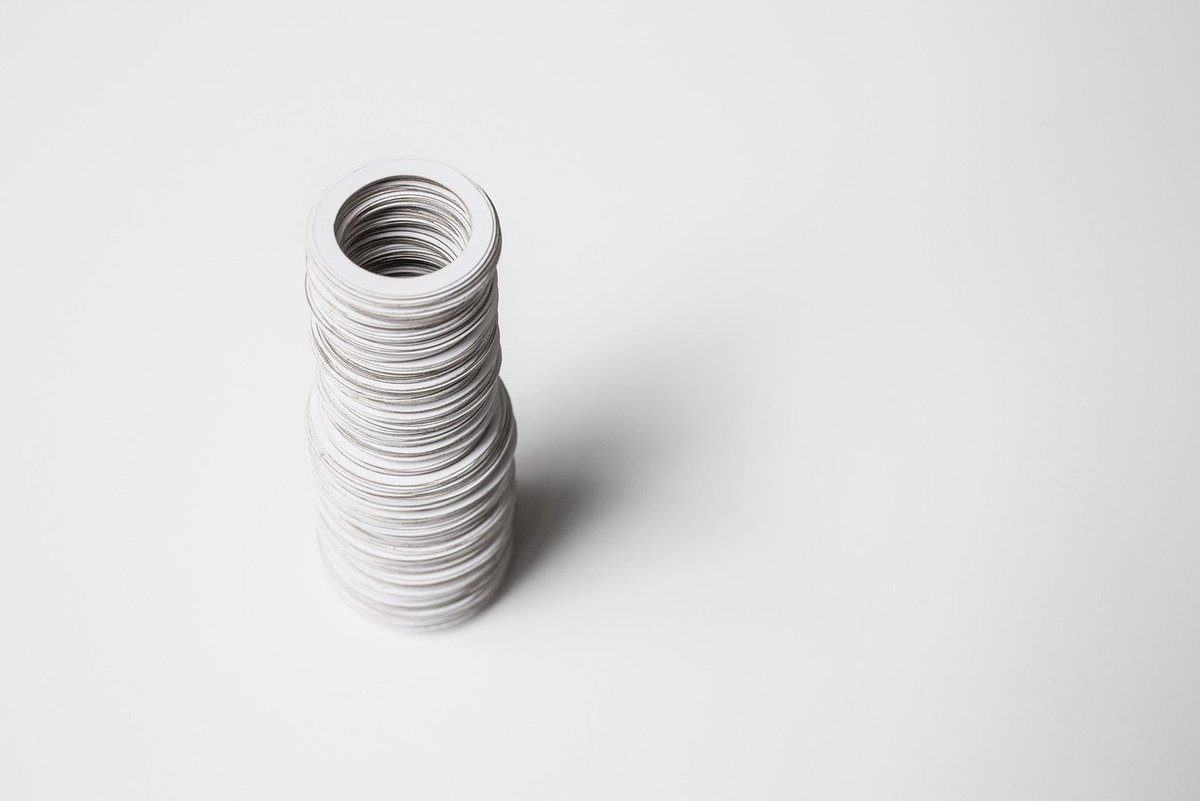 jamescropper's tweet photo. #2 #RedefiningPaper: Exploring the potential of white paper 
#PorcelainVase by @Hoolahan
https://t.co/BsxnBvymnO https://t.co/hKdABi2ZoM