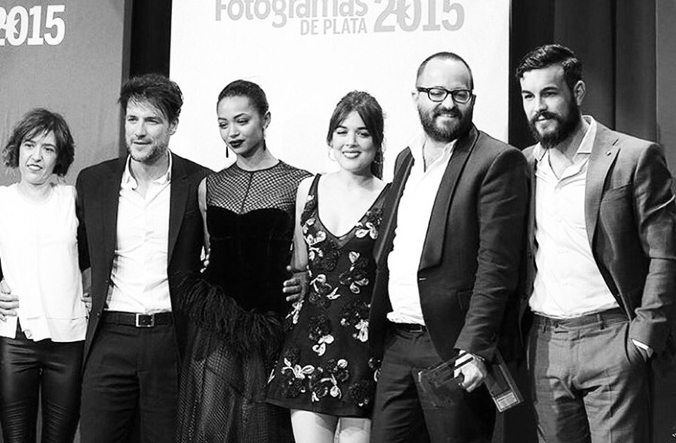 mario_casas_'s tweet photo. Millones de gracias a los lectores de @fotogramas_es por los dos galardones!!! 🌴❄️🌴
#PalmerasEnLaNieve https://t.co/Sh0R6gMEcN