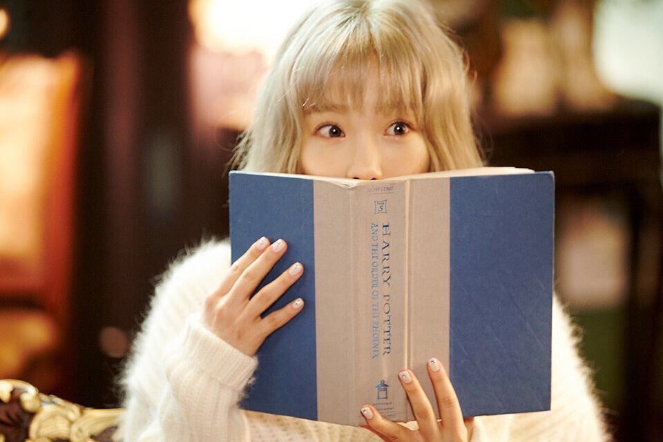 koukuuki787's tweet photo. テヨンちゃんのセンイルまで、あと1時間でーす👍✨💞💓
タイムラインがテヨンちゃんで埋まっていますね〜💗💖
楽しみですね💞💘 https://t.co/LcBe5A2BNC