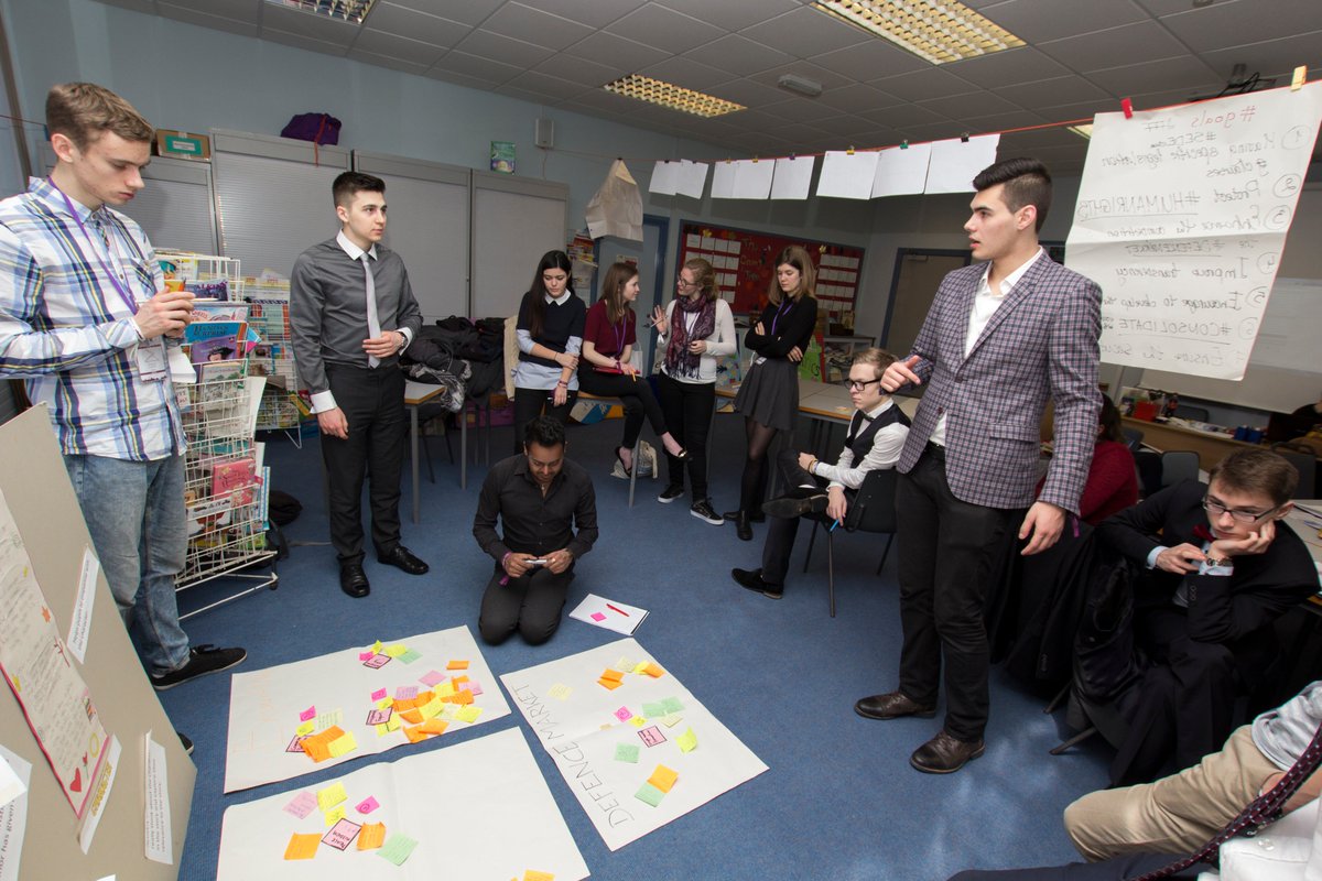 gerdcurley's tweet photo. #workshops @StMarysBelfast by @Dubfast2016 Gr8 atmosphere in college @Anorthosis87  @PaulMaskeyMP @EilisMcateer https://t.co/UIiZhEH4eK