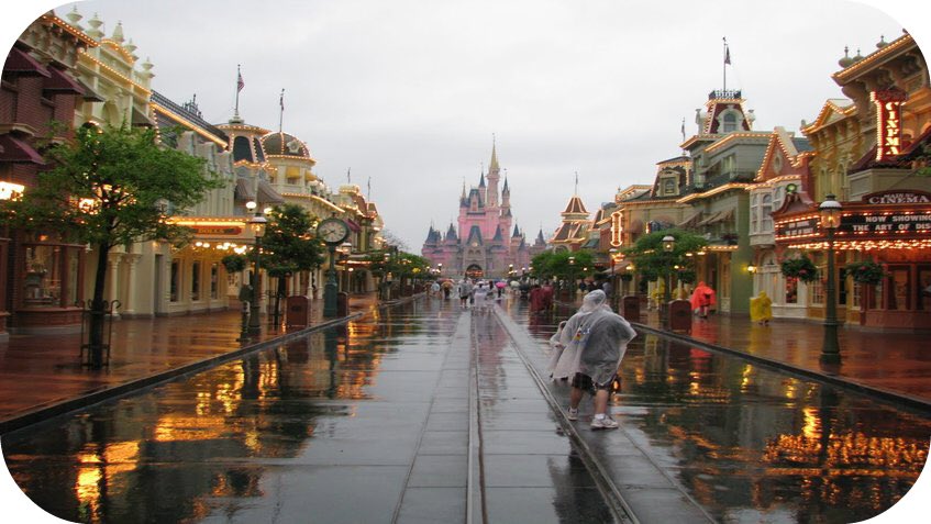 wdwpro_'s tweet photo. How To Make The Most Of A Rainy Day At Walt Disney World https://t.co/TRLMKatT1Q https://t.co/yzjTJdKod3