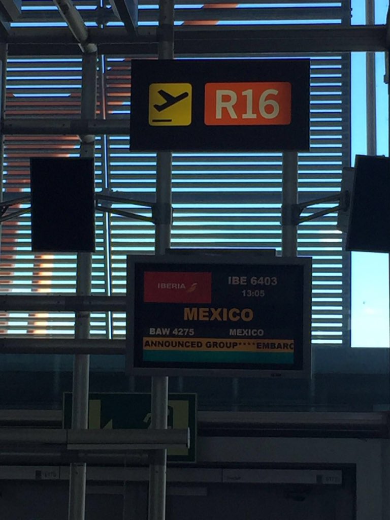 ernesmoreno's tweet photo. Allá vamos México. #padeltrainer #unidosporelpadel @luchocapra @gododiaz @javi_ruiz_padel @Diosdani https://t.co/YoQ2C4UVid