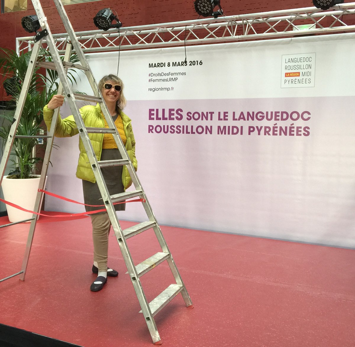 FeesSpeciales's tweet photo. Les Fées vous souhaitent une bonne féete des féemmes ! #8mars #FemmesLRMP @poleREALIS https://t.co/bkr8BIclHj