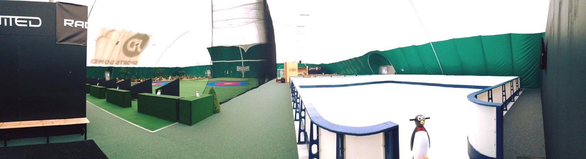 JDGolfDome's tweet photo. Easter is coming! Join us for skating, crazy gold, simulators, driving range, bouncy castle and more! PLEASE RETWEET https://t.co/MtOswI54yl