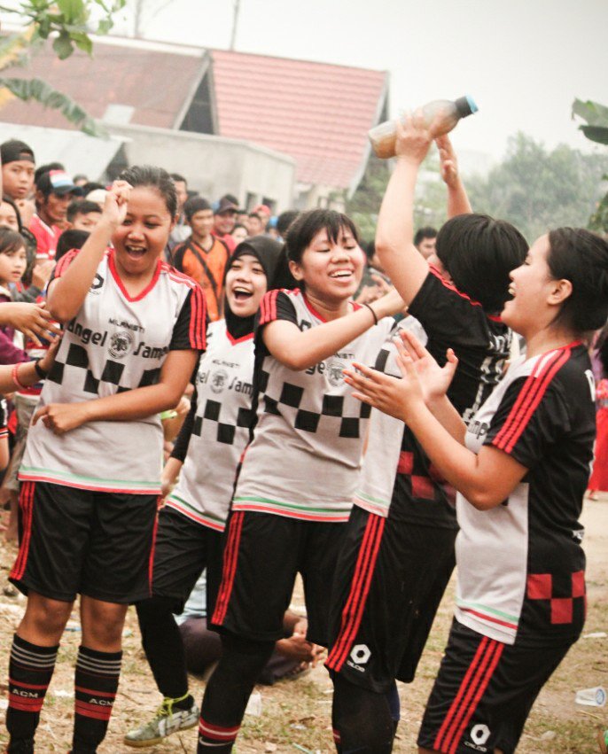 Selamat malam milanisti . . . Jangan lupa bahagia :D