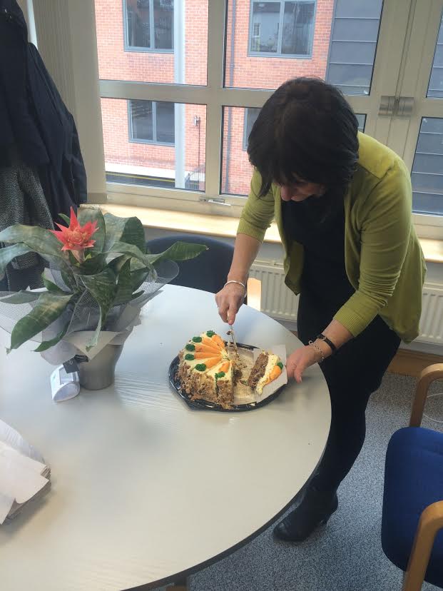 becspicer89's tweet photo. Happy Birthday to the wonderful Julie C...Thank you for the scrummy cake! #InspiringWomen #Birthday#Cake @Harper_Res https://t.co/Wf8wSxldgs