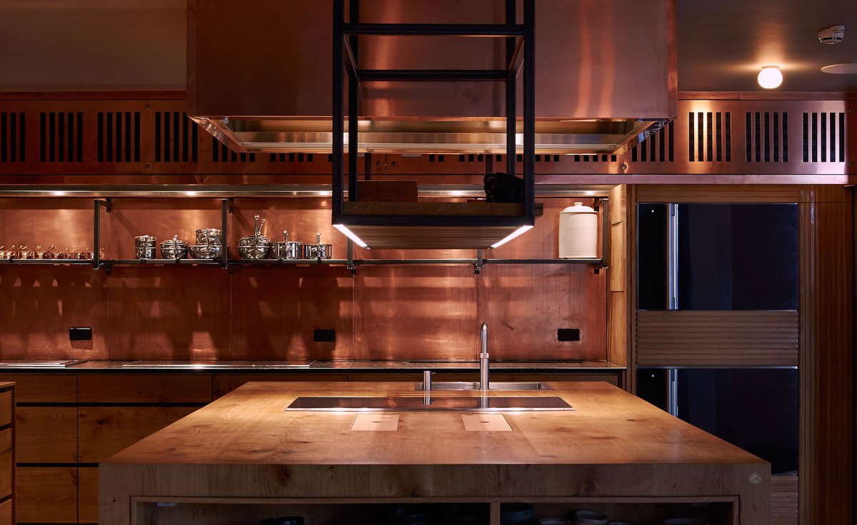 Discover #Chef @NicolaiKadeau's kitchen relaunch collaborating with <a href="/Dinesen/">Dinesen</a> &amp; #GrandCuisine bit.ly/1SwxUsx