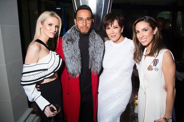 CdBj8hfW0AENL2O.jpg:large