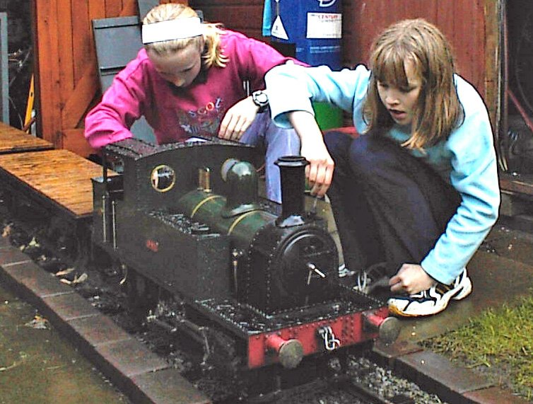 PetersRailway's tweet photo. #InspiringWomen trains inspire girls in world of engineering #InternationalWomensDay start them young with our books https://t.co/dbrBbsbqrF