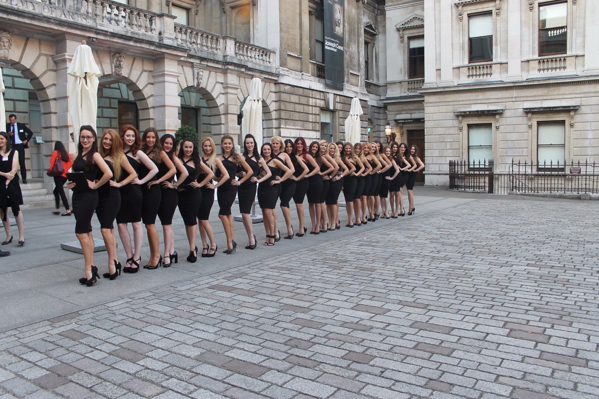 ThinkersLive's tweet photo. Now heres a lot of women worth celebrating #InternationalWomensDay book your event staff : https://t.co/YeFJ6INaXJ https://t.co/gCZvxLYCWY