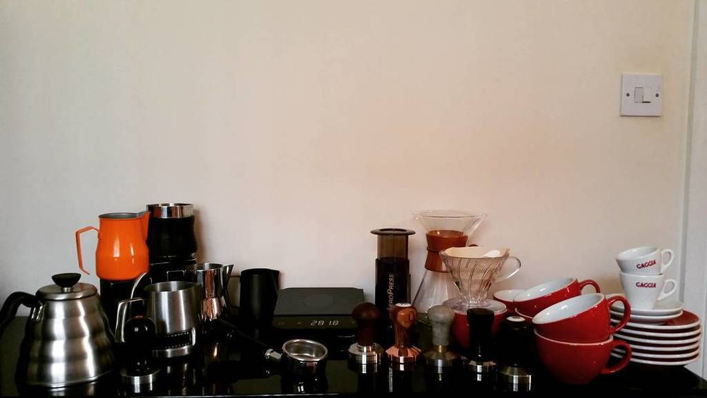 ilovebairroalto's tweet photo. #regbarber #pullman #espro #motta #hario #loveramics #copperbase #acaiascales #chemex #aeropress #v60 #tamper #pour… https://t.co/MIEEhPPzFV