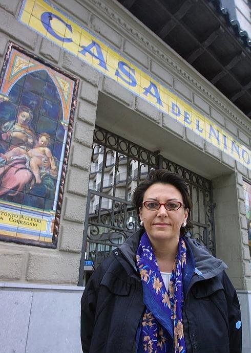 Recogen firmas para dar el nombre de Carmen Chamizo al centro de salud de Montevil
elcomercio.es/gijon/201603/0…