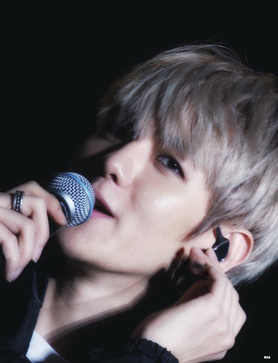 puppy_daddy's tweet photo. #백현 #baekhyun 😘
https://t.co/GyhR4AG2iZ https://t.co/WUhJfpBbKA