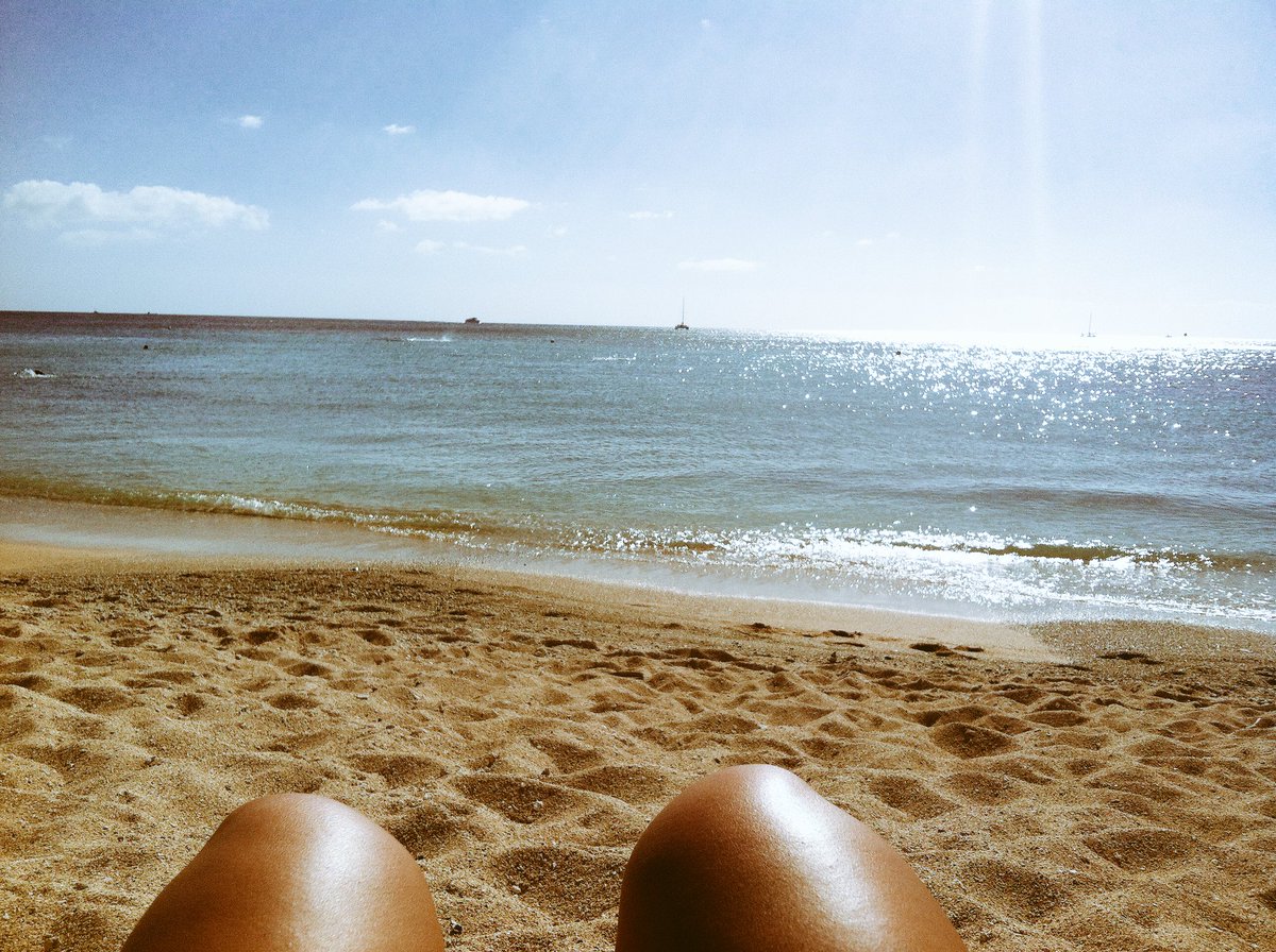 noah_niles's tweet photo. #Tbt to Hawaii 🌴 https://t.co/PGV70IDGJY