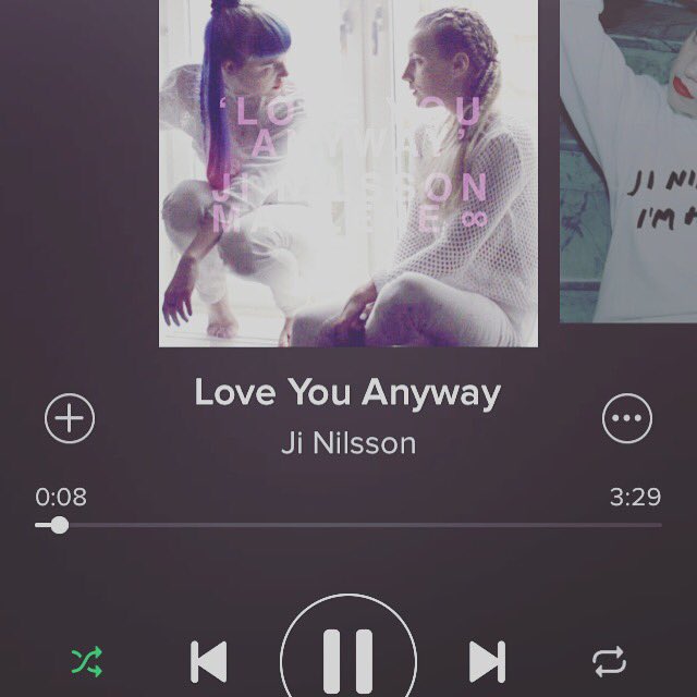 Två år sedan <a href="/JiNilsson/">Ji Nilsson</a>  och <a href="/marlene4ever/">MARLENE</a>  släppte Love you anyway -en av världens bästa låtar någonsin 🎤🎹🎼💙💙👑👑