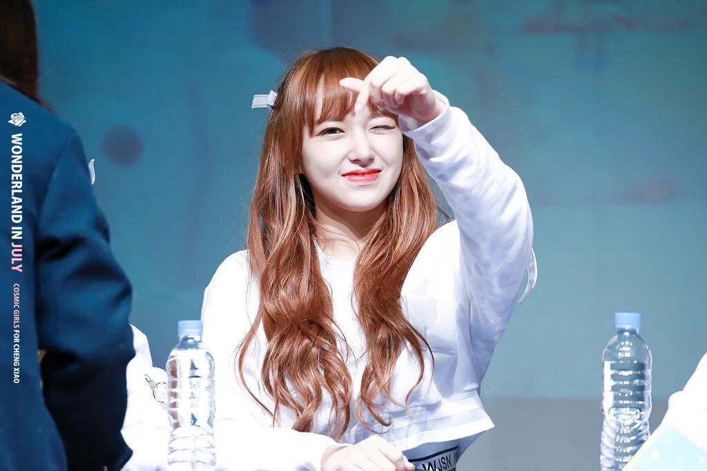 chenxxiao's tweet photo. Hello it's Cheng Xiao 💃 https://t.co/5J2mgG0cqt