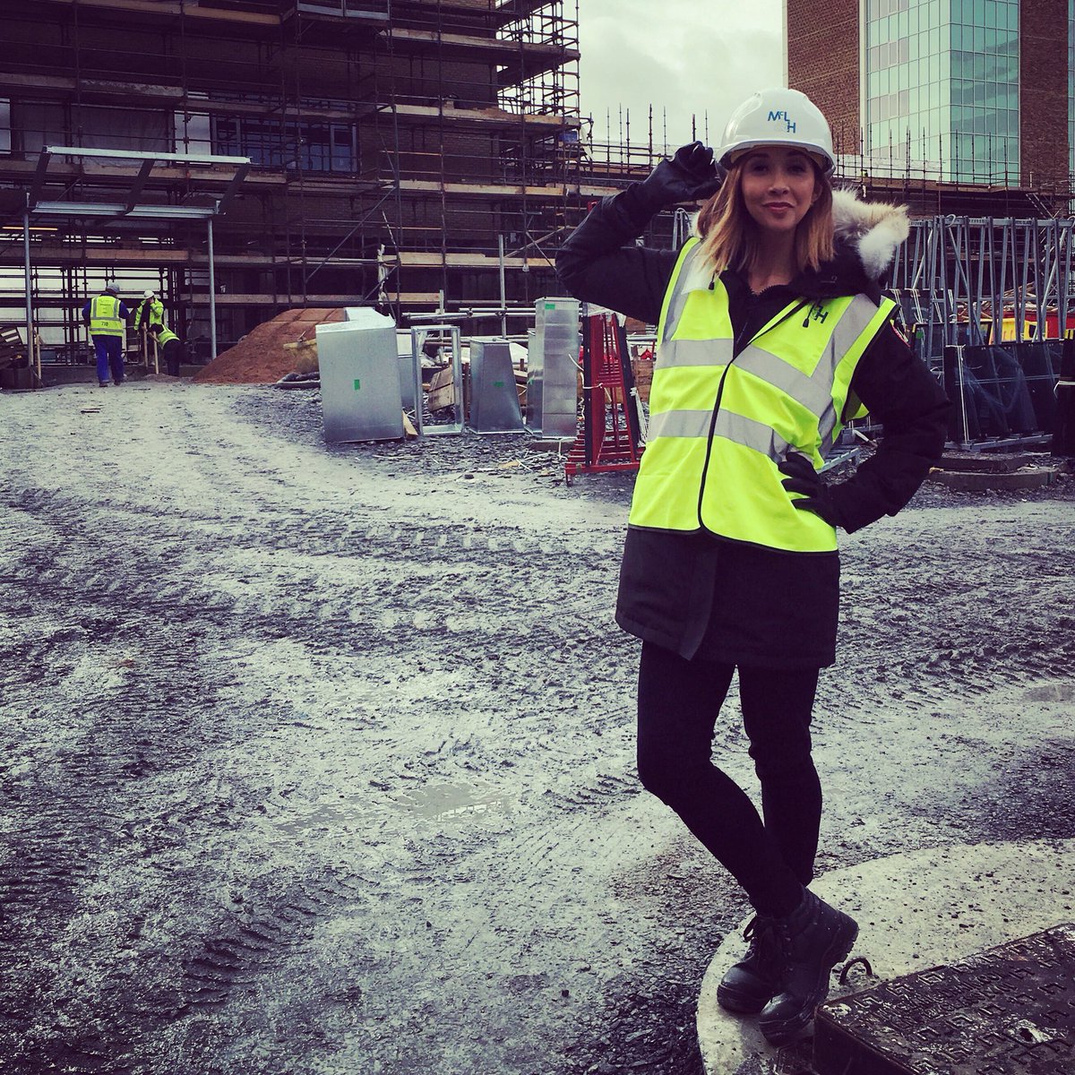KlassMyleene's tweet photo. The forewoman. #BBC #NHS #newshow 🎥 #NorthernIreland https://t.co/o5HgjSMvfE
