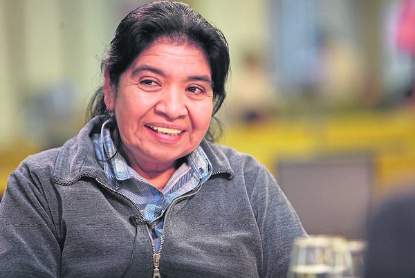 En representación de la mujer quien mejor que la Sra. Margarita Barrientos. Una gran mujer! #FelizDíaDeLaMujer