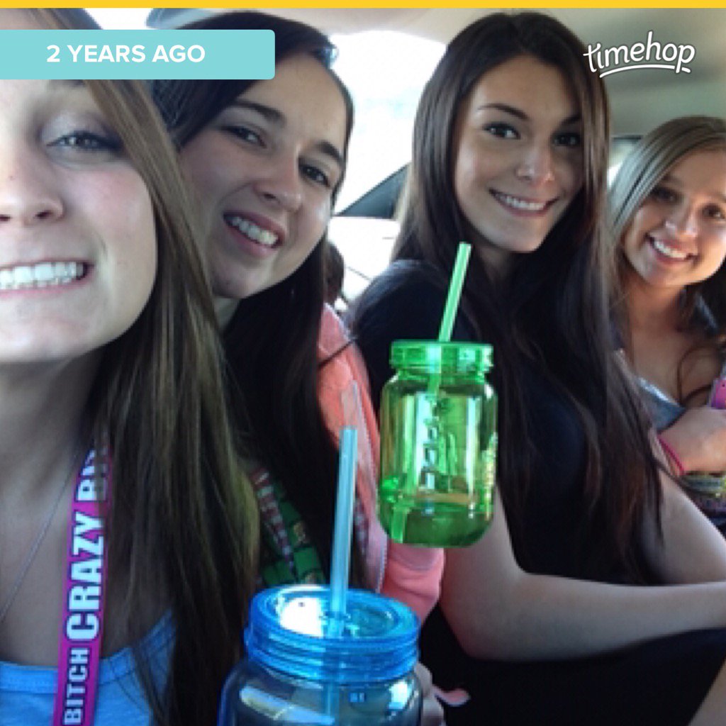 SaammSlowikk's tweet photo. Lol @BA_Marissa @Princess_Maary @Alea_Sohn https://t.co/U8EWMQuhUM