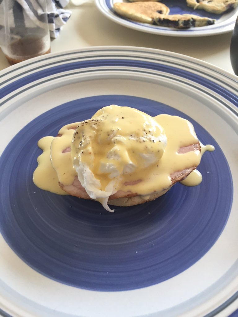 NHSCooking's tweet image. Homemade Eggs Benedict 🐓