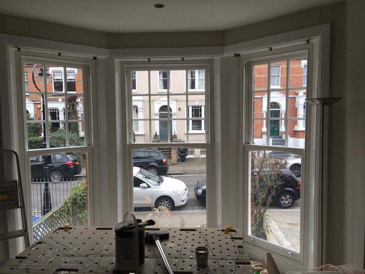 ThorsenJoinery's tweet image. Been fixing some brand new sash windows today. #draftyasfcuk #poorworkmanship #cowboys 
🏇🏻🏇🏻🏇🏻🏇🏻🏇🏻