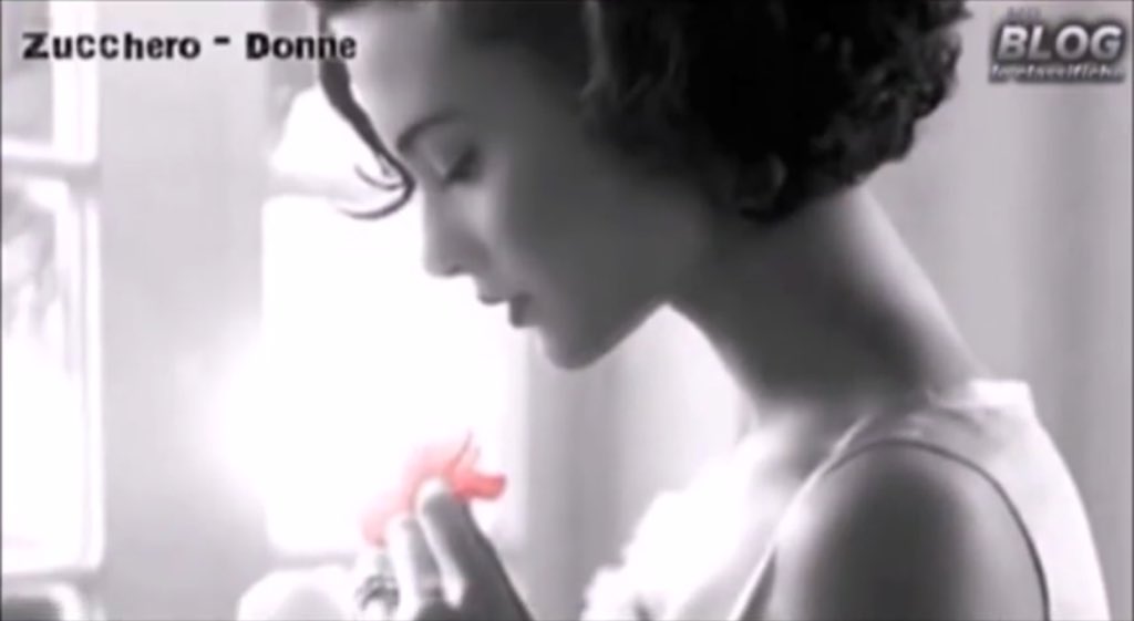 AmbrogioCrespi's tweet photo. Auguri a tutte le #donne perché sono l'essere più straordinario al mondo! 
https://t.co/qpZ8eB9qGE #FestaDellaDonna https://t.co/xX6bRvur12