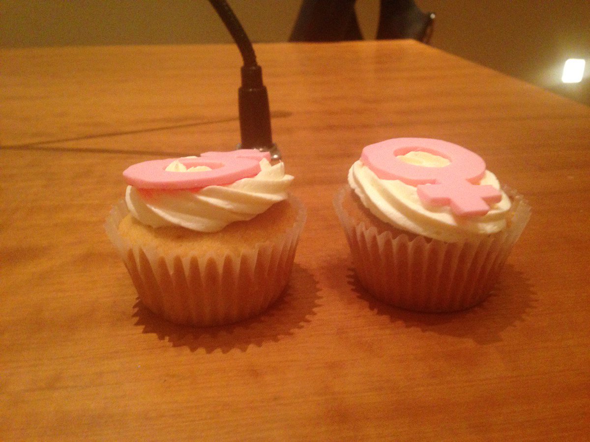 MHietkamp's tweet photo. #cakevanrenske https://t.co/qZBebKYs5b