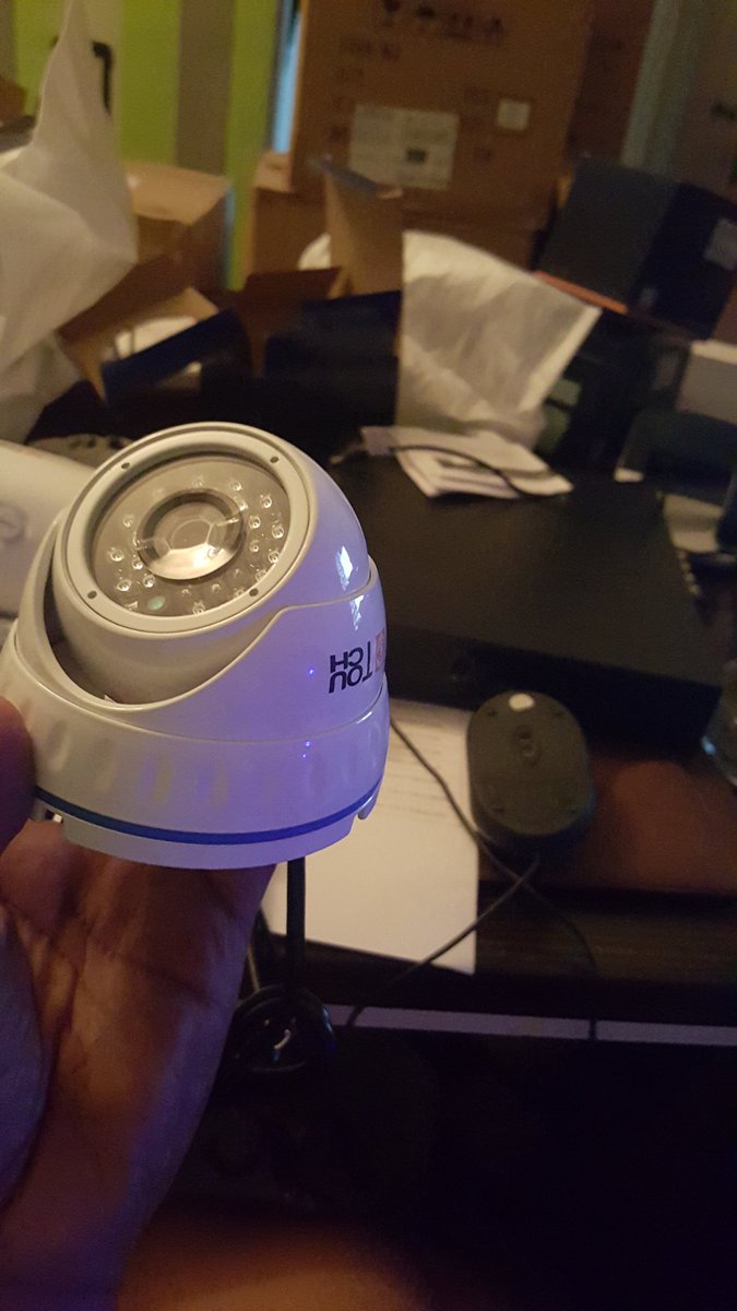 touchcctv's tweet photo. يوم_المرأة_العالمي بمناسبه اليوم العالمي للمرأة خصم 50%على كميرات المراقبه تشمل التركيب https://t.co/nYmfgq5X9K