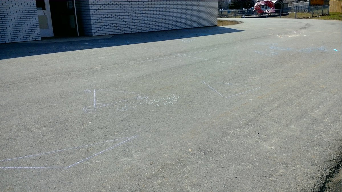 smorlog129's tweet photo. Took the kids outside to enjoy the beautiful weather during our math lesson :) https://t.co/BRAcb4owEa