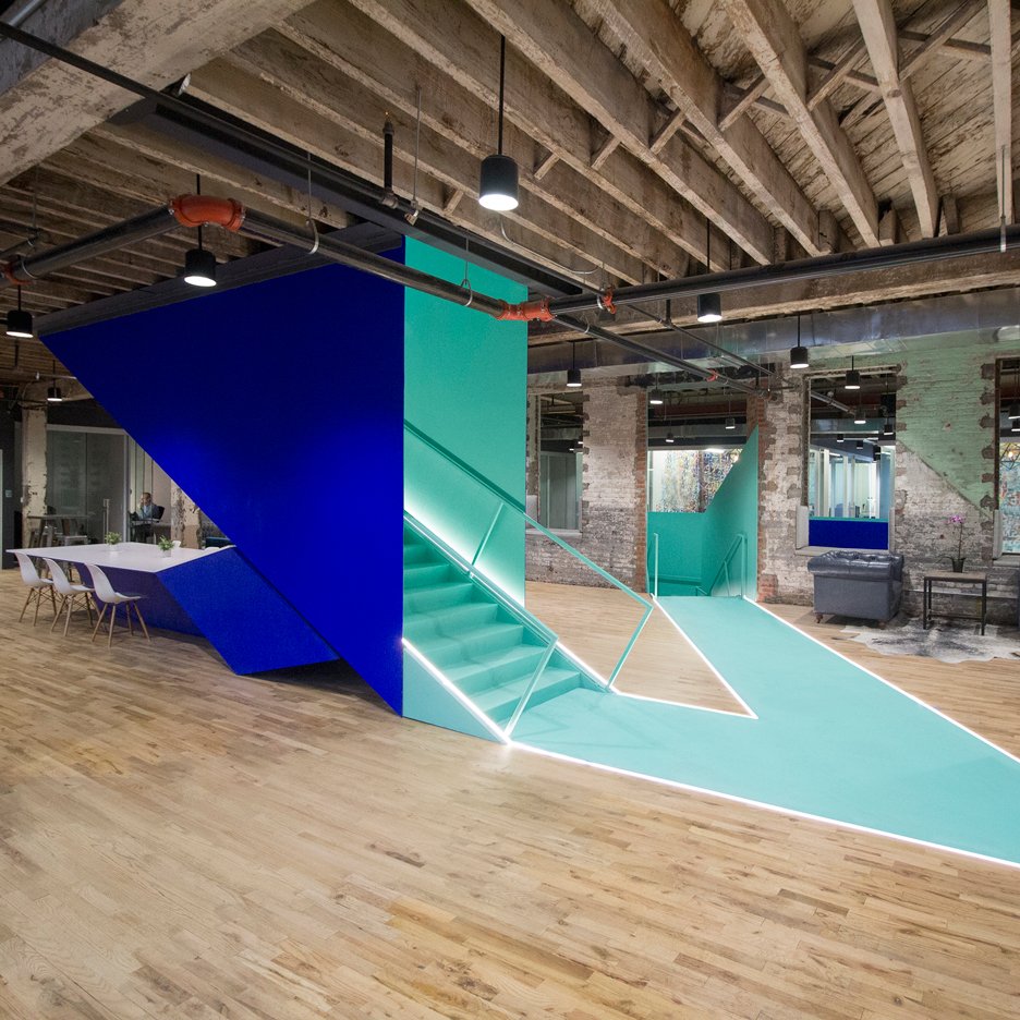 dezeen's tweet photo. Brooklyn factory transformed into colourful co-working space: https://t.co/2DSzDr2ASE #interiordesign https://t.co/4YsDbh3X1E