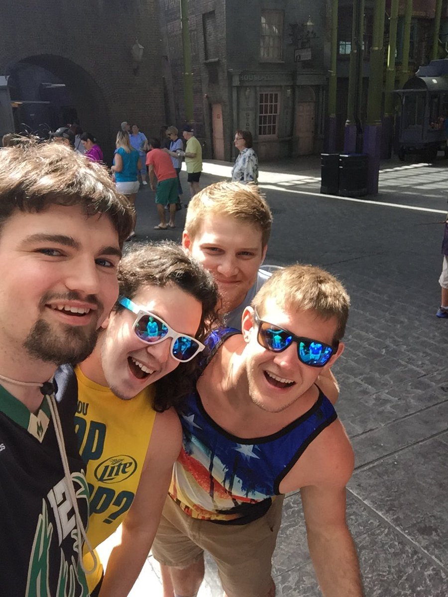 JakeAndersoon's tweet photo. #Florida https://t.co/QM8b8khiX7