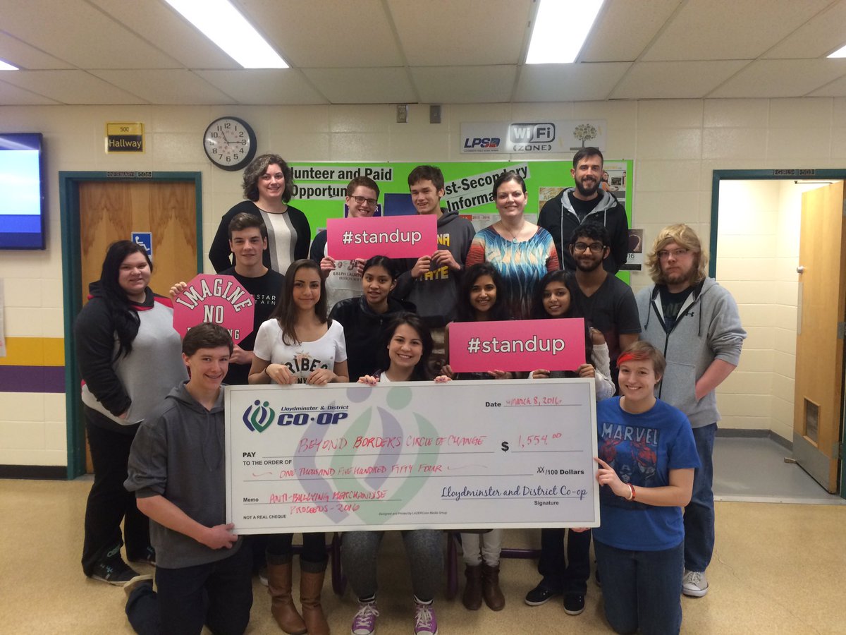 LloydCoop's tweet photo. YES! Over $3️⃣0️⃣0️⃣0️⃣invested  in @LcycLloyd &amp; Beyond Borders, w/ proceeds from #PinkShirtDay merch. @Focusedsp https://t.co/eODJklrFnT