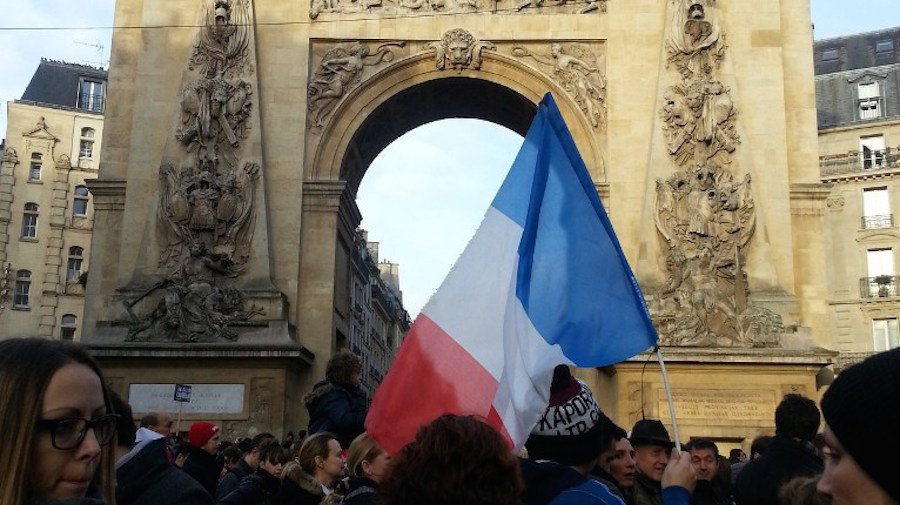 firstdraftnews's tweet photo. What @lemondefr's @LesDecodeurs learned from the Paris attacks https://t.co/dH58fT9YEm #NISMIL https://t.co/Qq1VOPijqc