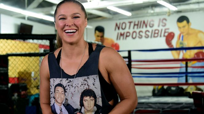UFCONFOX's tweet photo. Ronda Rousey has a message for men talking bad about women https://t.co/piRi4Dnp1t #UFC #InternationalWomenDay https://t.co/s0D9E4QOJo
