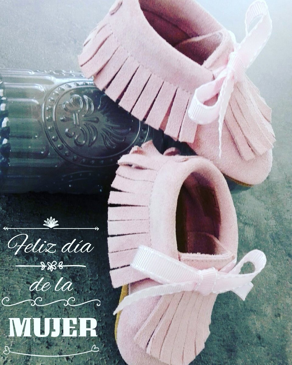 EnfantElephant's tweet photo. Feliz día 💪💗
#FelizDiaDeLaMujer #felizdiadelamujertrabajadora #babymocs #babyshoes #handmade #felizmartes https://t.co/xX2gGKJPIH