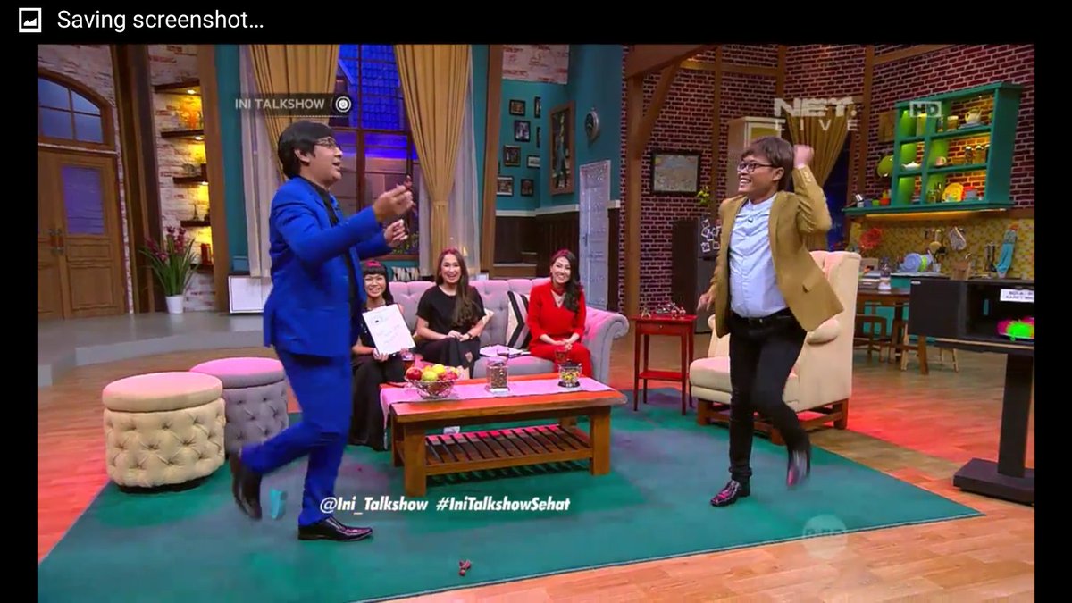 Duosolpet's tweet photo. Ni jambu klutuk cuma kamu,, @newsuleprikitiw @andretaulany74 @Ini_Talkshow  #IniTalkshowSehat https://t.co/rj4VTk1Dkb