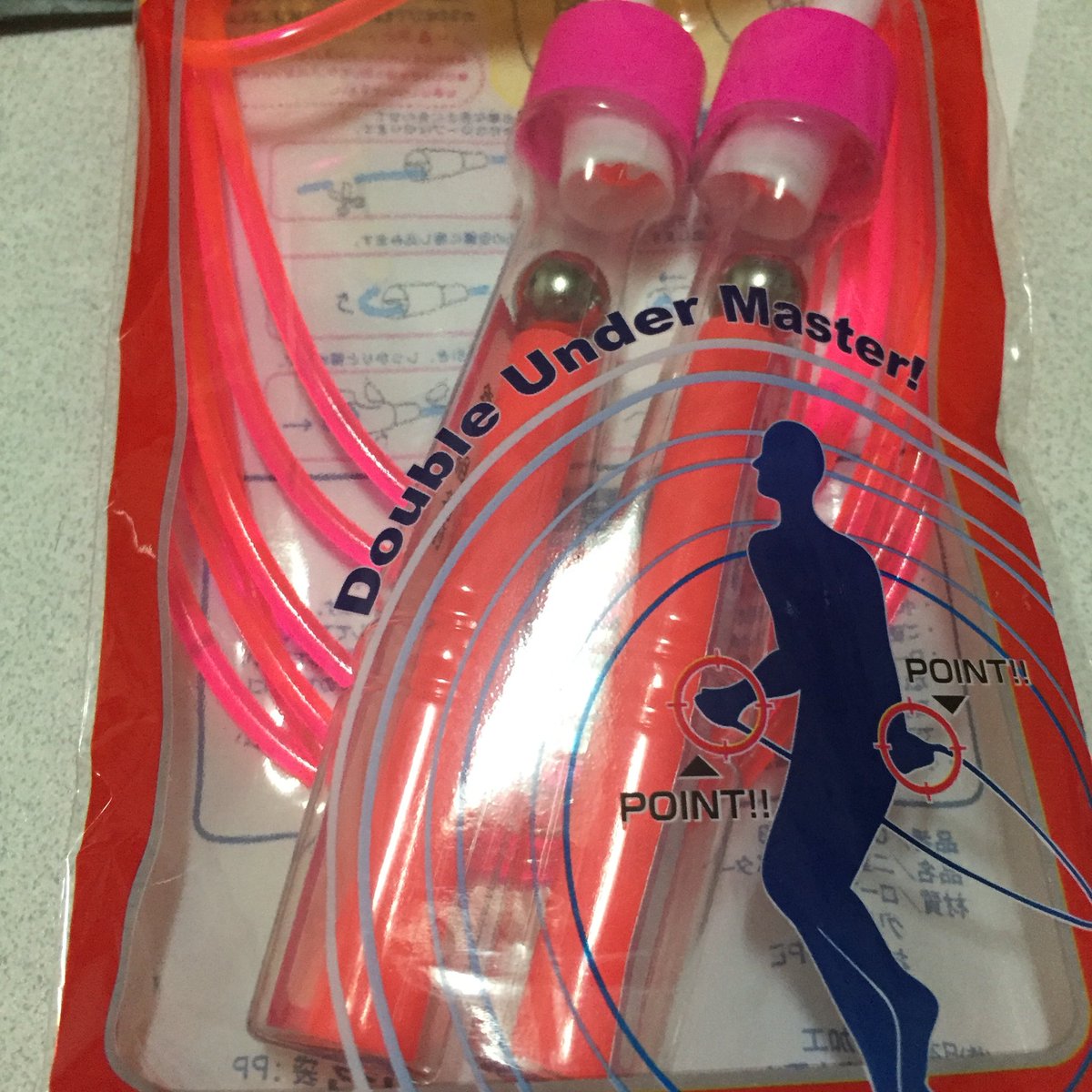 __Murasame__'s tweet photo. 元々ソウルタイガーに付属してた透明なチューブは風の噂だと白いプラパーツよりも黄ばみやすいとの事なので、100均の縄跳びで代用。一応チューブ径もほぼ同じだしちゃんと光るゾイ！ https://t.co/bznhasrdqM