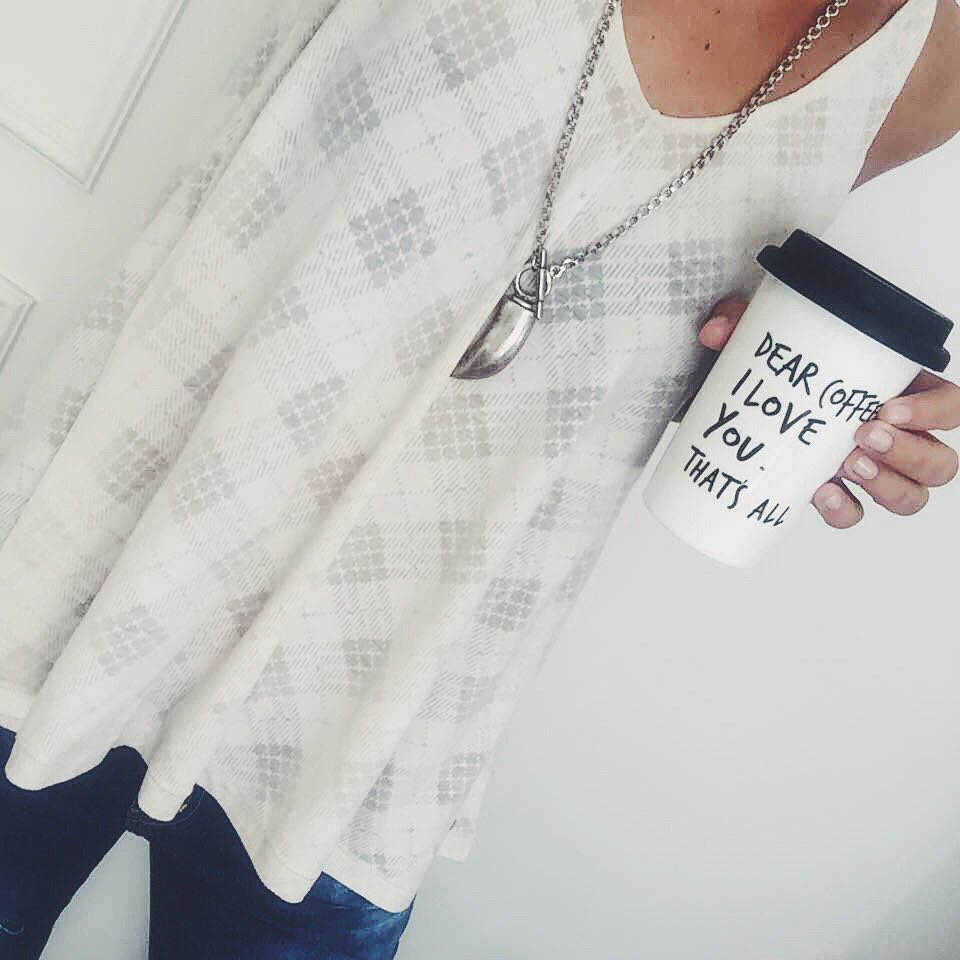 Arrancamos este gran dia con toda! Desde Maria Rivolta deseamos un feliz día a todas las mujeres del mundo 👸🏼💄👑💋🎀👗🌸💙