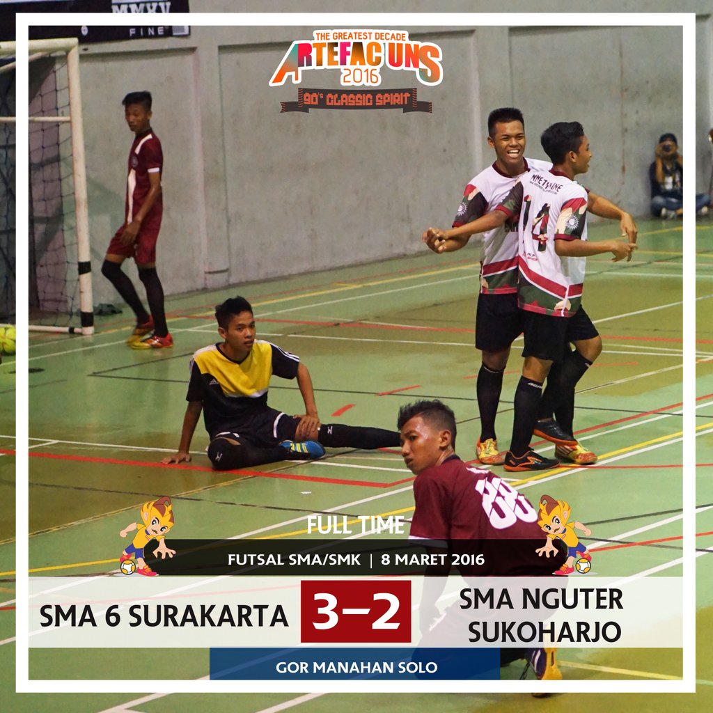 artefacuns's tweet photo. [Futsal] SMA 6 SURAKARTA 3 - 2 SMA NGUTER SUKOHARJO

#FUTSALCOMPETITION
#ARTEFACUNS2016
#LAHIRDANBESAR https://t.co/JYsm0DvYdq