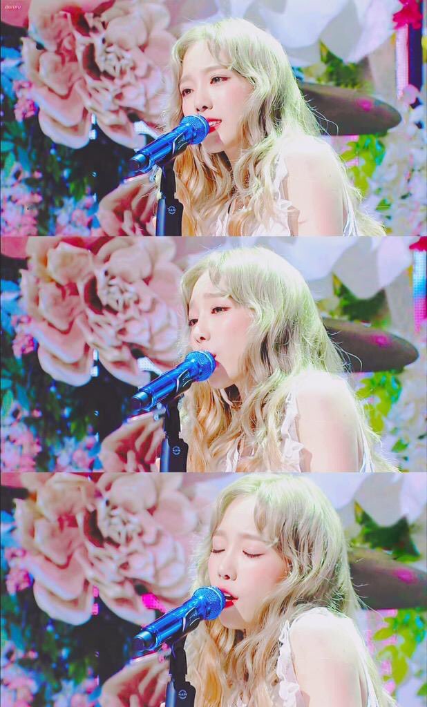 sakurako2222's tweet photo. テヨン😭😭❤️
センイルちゅっかへ🎂🎉👏💗✨
本当にペン思いで努力家で5歳児なテヨン...大好きーー！！(/ _ ; )！！

素敵な1年にしてね😌💗💗
#HappyTaeyeonDay 
#Happy28thTaeyeonDay https://t.co/UGgMSeo9HH